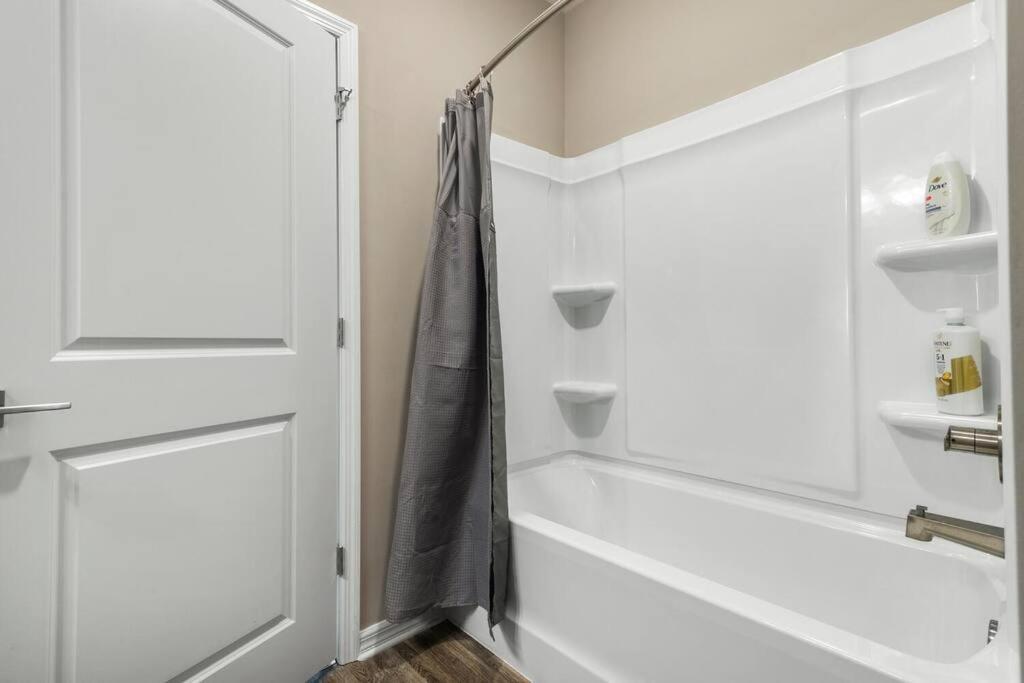 Elegant 2 Bed/2 Bath In Fl Apartment Melbourne