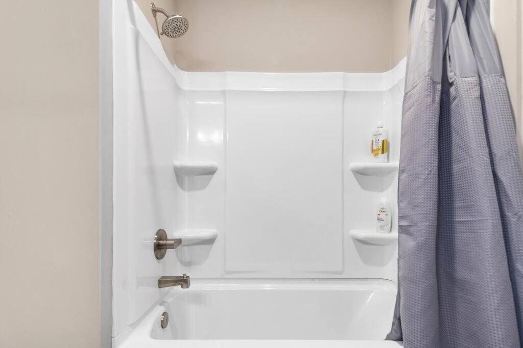 Elegant 2 Bed/2 Bath In Fl Melbourne