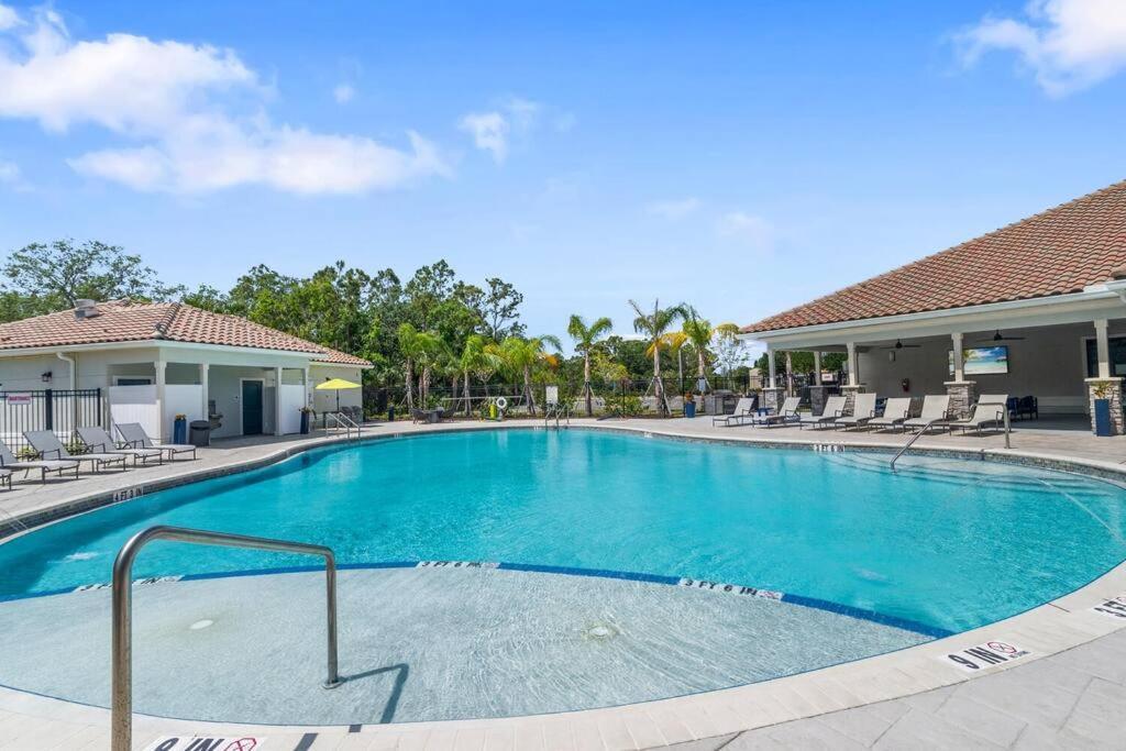 Elegant 2 Bed/2 Bath In Fl * Melbourne